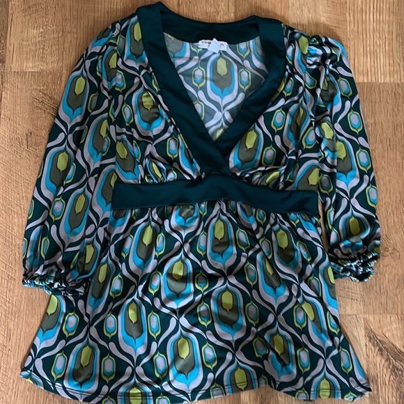 Bundle of Maternity Shirts - Picture 4 of 7